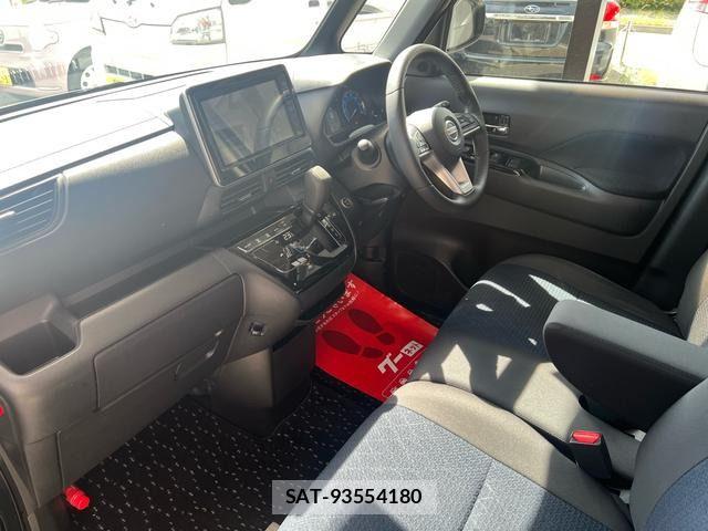 Nissan ROOX 2022-11 8781885-3