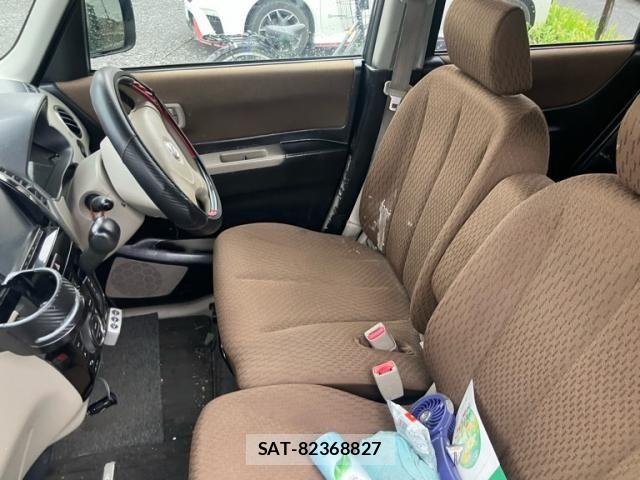 Nissan ROOX 2011-08 8781892-11