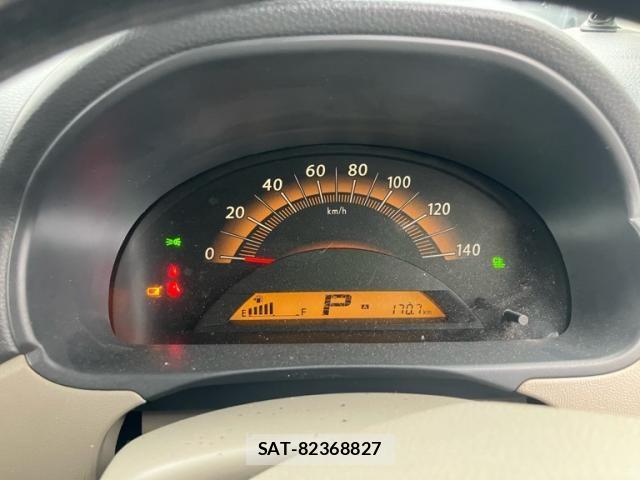 Nissan ROOX 2011-08 8781892-17