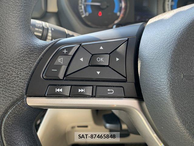Nissan ROOX 2022-09 8781888-6