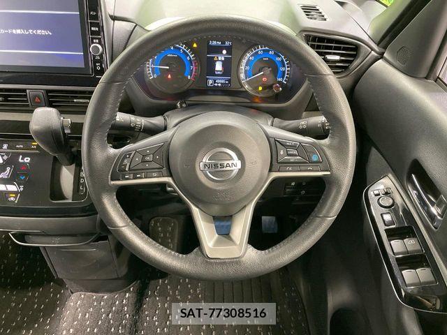 Nissan ROOX 2021-11 8781882-11