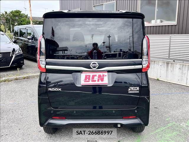 Nissan ROOX 2022-07 8781877-3