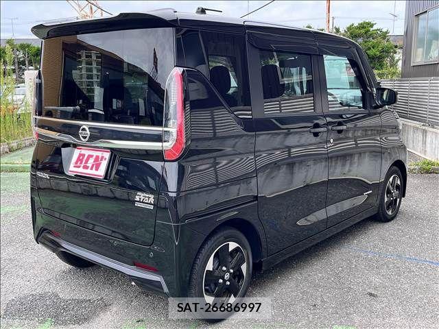 Nissan ROOX 2022-07 8781877-5