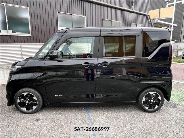 Nissan ROOX 2022-07 8781877-6