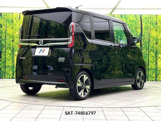 Nissan ROOX 2022-03 8781880-15