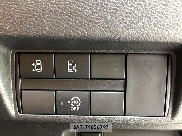 Nissan ROOX 2022-03 8781880-6