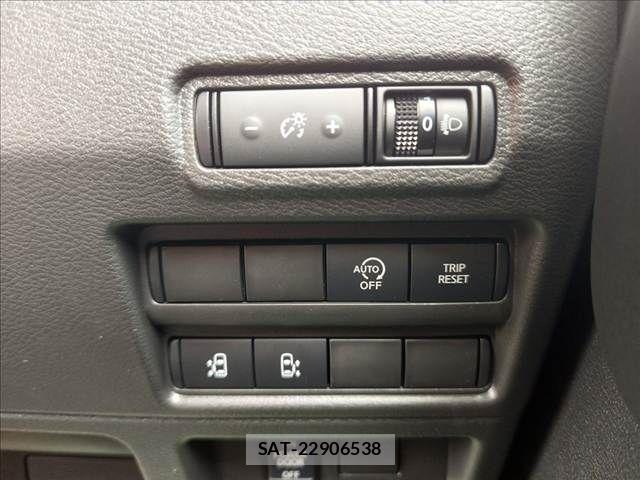 Nissan ROOX 2026-08 8781872-11