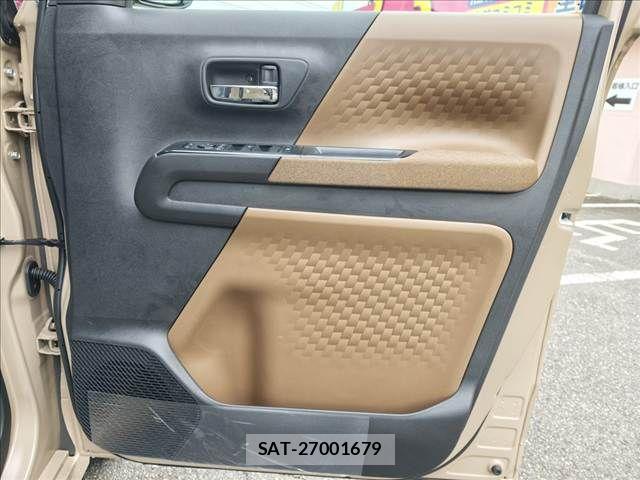 Nissan ROOX 2026-08 8781875-9