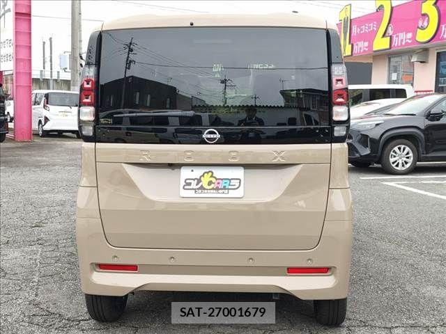 Nissan ROOX 2026-08 8781875-4
