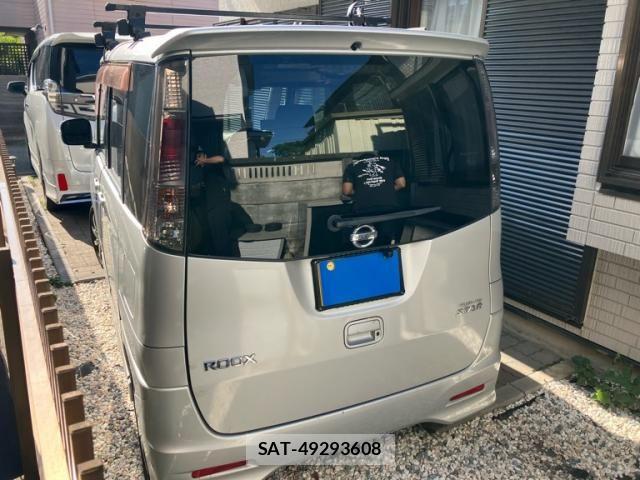 Nissan ROOX 2012-09 8781893-0