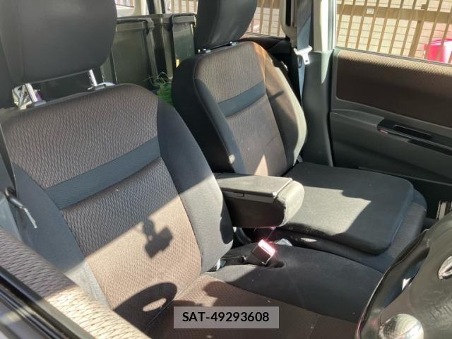 Nissan ROOX 2012-09 8781893-15