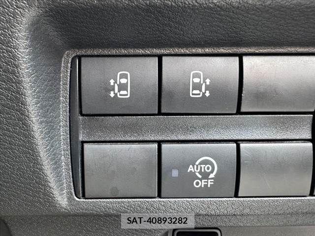Nissan ROOX 2020-08 8797373-5