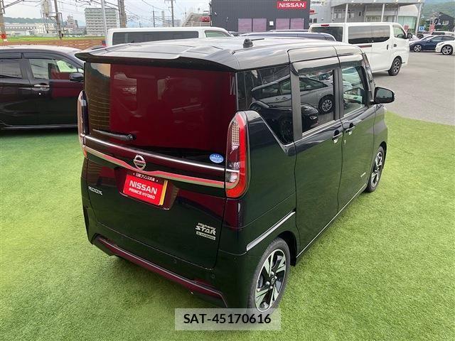 Nissan ROOX 2021-05 8797367-17