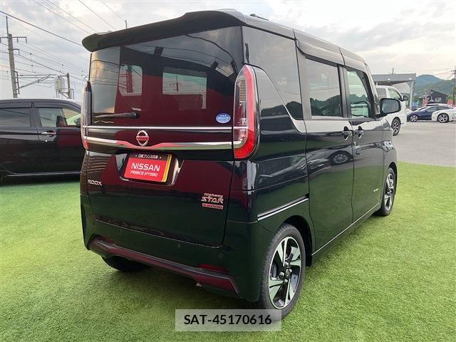Nissan ROOX 2021-05 8797367-1