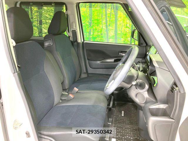 Nissan ROOX 2022-05 8797366-7