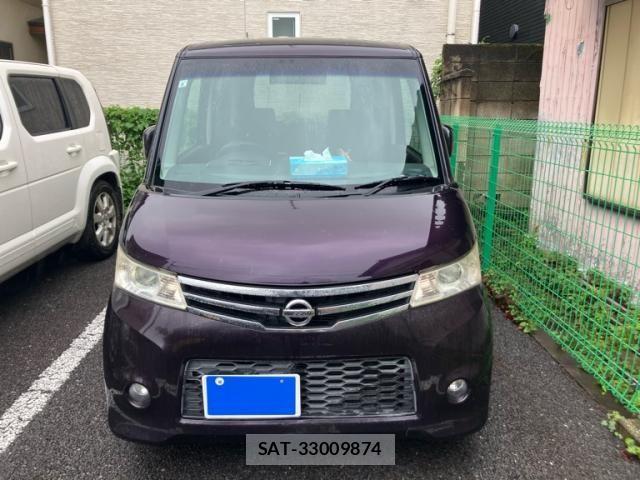 Nissan ROOX 2011-04 8797377-2