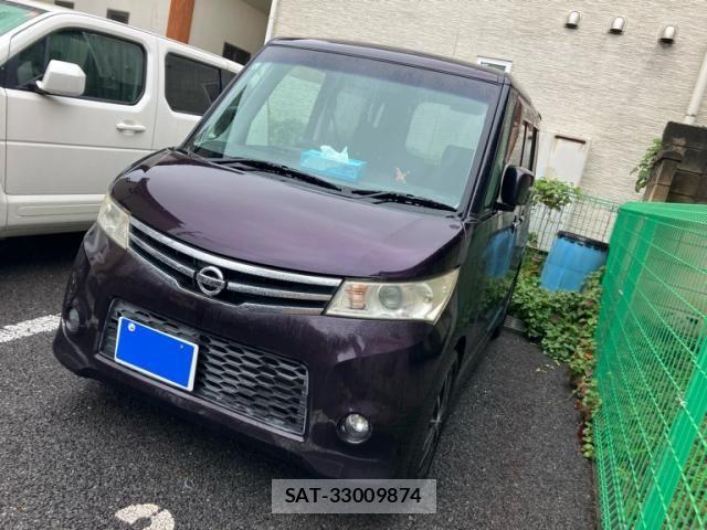 Nissan ROOX 2011-04 8797377-4