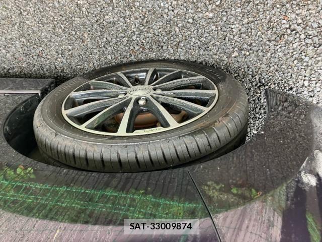Nissan ROOX 2011-04 8797377-5