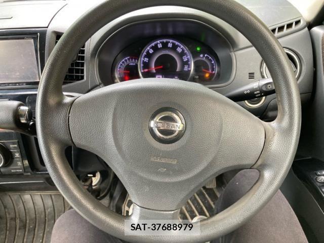 Nissan ROOX 2011-08 8797376-15