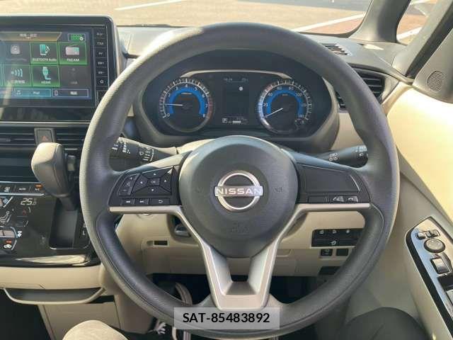 Nissan ROOX 2023-09 8831385-10