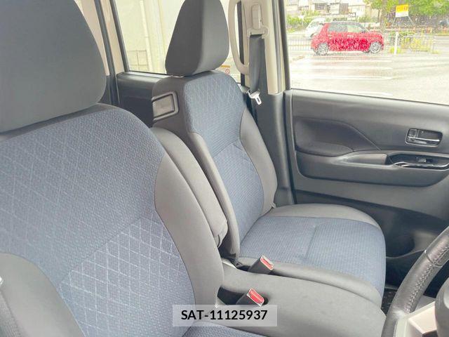 Nissan ROOX 2021-05 8831384-7