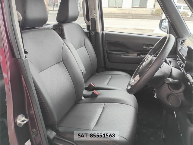 Nissan ROOX 2023-05 8831376-15
