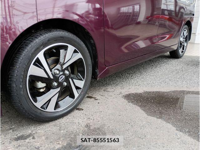 Nissan ROOX 2023-05 8831376-6