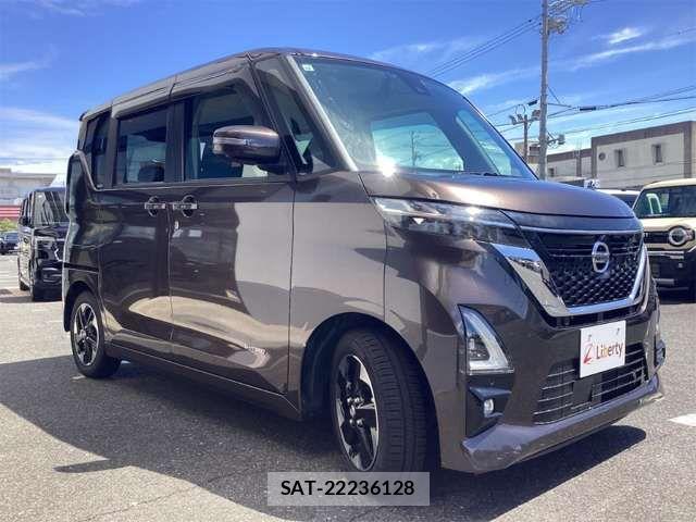 Nissan ROOX 2021-10 8831389-17