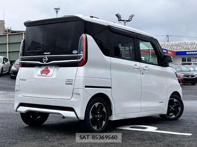 Nissan ROOX 2021-08 8831387-2