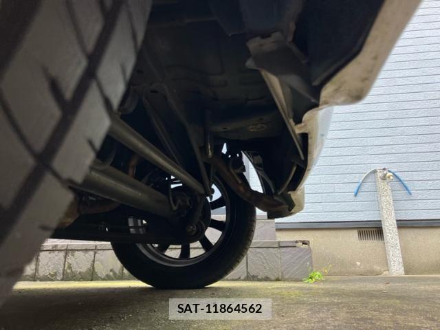 Nissan ROOX 2011-10 8831398-23