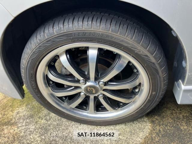 Nissan ROOX 2011-10 8831398-7