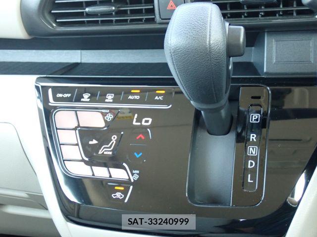 Nissan ROOX 2022-06 8831395-12