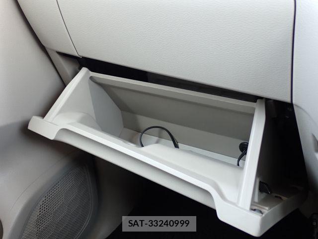 Nissan ROOX 2022-06 8831395-16