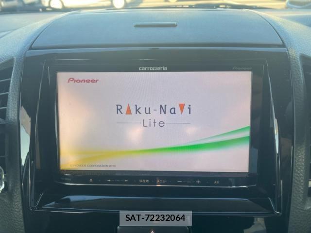 Nissan ROOX 2011-02 8831399-18