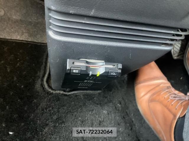 Nissan ROOX 2011-02 8831399-22