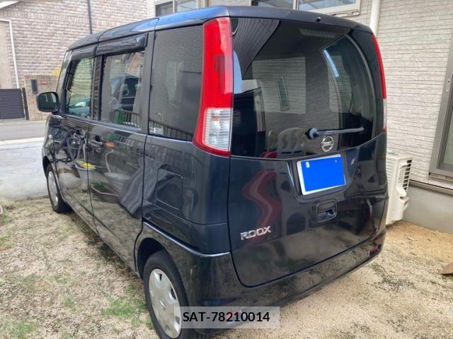 Nissan ROOX 2010-11 8831401-3