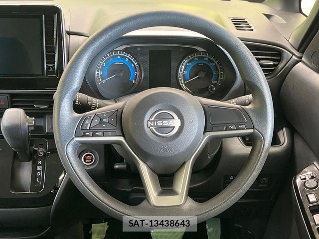 Nissan ROOX 2023-09 8831383-10