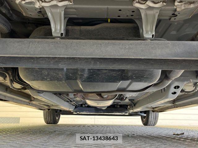 Nissan ROOX 2023-09 8831383-18