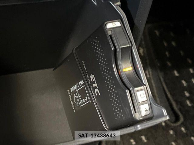 Nissan ROOX 2023-09 8831383-5