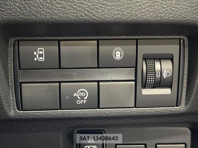 Nissan ROOX 2023-09 8831383-6