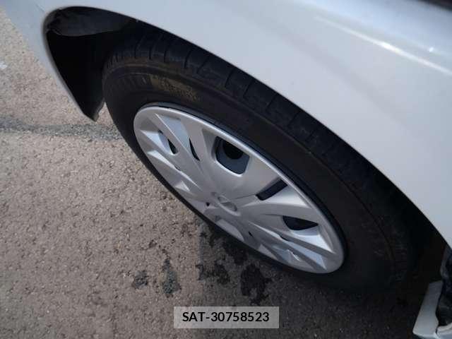 Nissan ROOX 2022-08 8831396-9