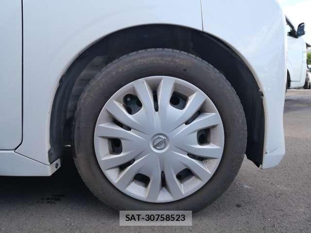 Nissan ROOX 2022-08 8831396-7