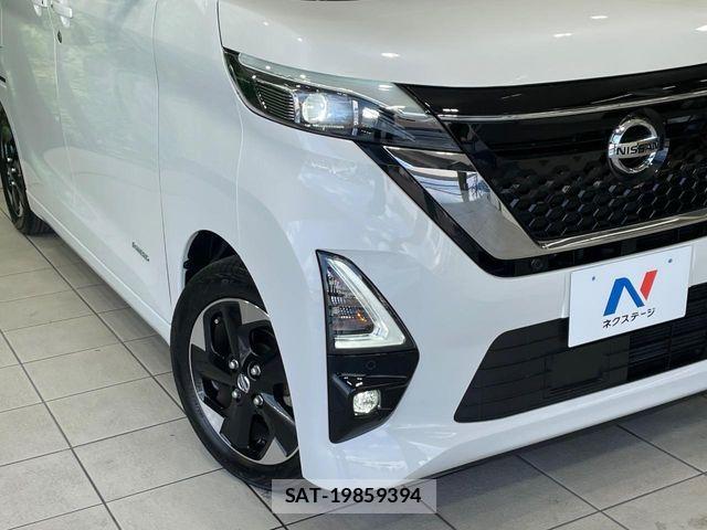 Nissan ROOX 2021-09 8831382-11
