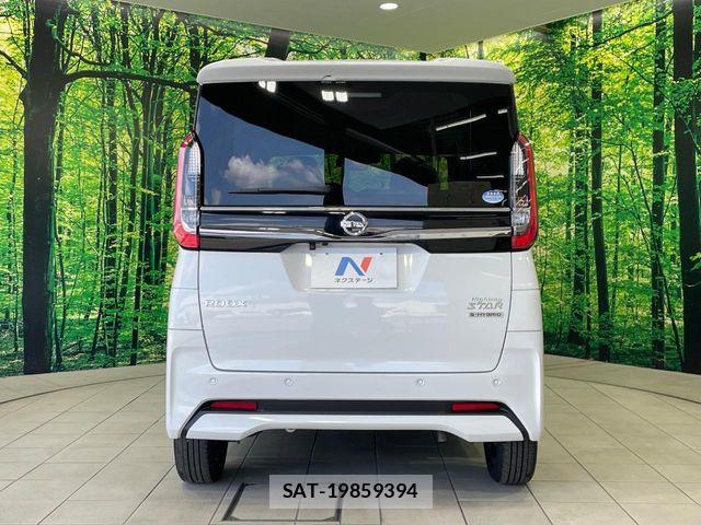 Nissan ROOX 2021-09 8831382-14