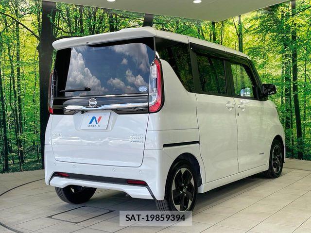 Nissan ROOX 2021-09 8831382-16