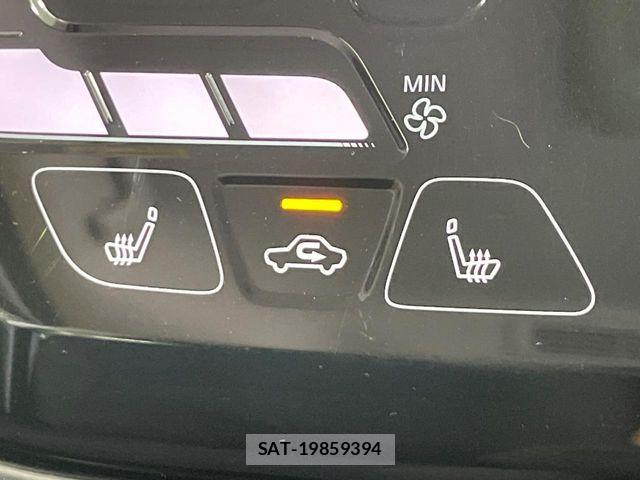 Nissan ROOX 2021-09 8831382-6