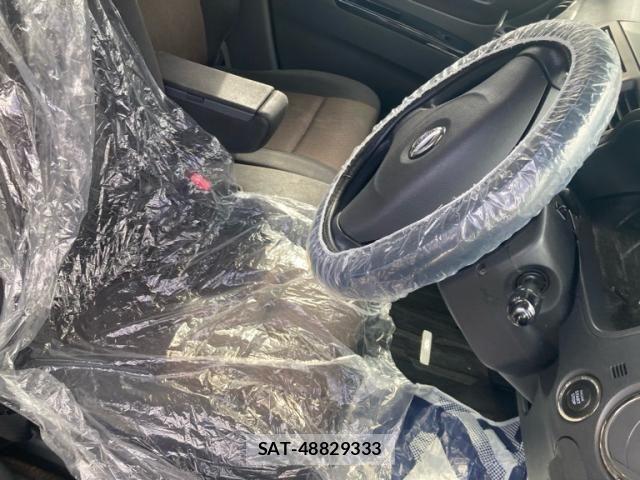 Nissan ROOX 2011-02 8850556-9