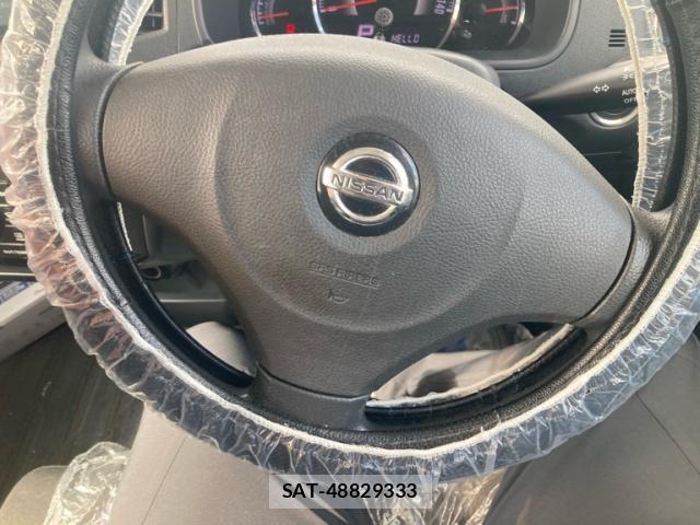 Nissan ROOX 2011-02 8850556-12