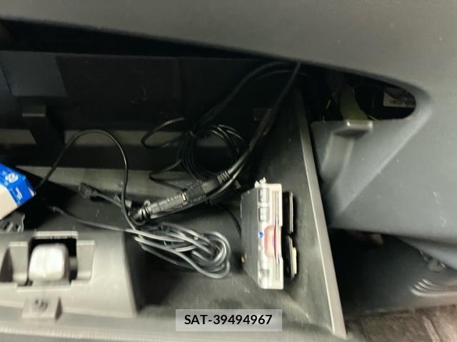 Nissan ROOX 2013-01 8849867-23