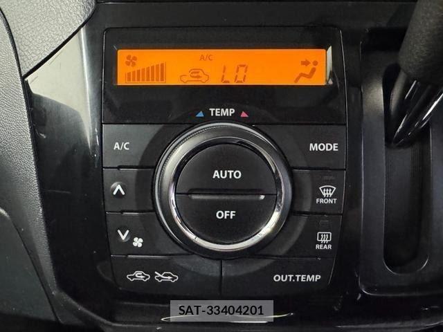 Nissan ROOX 2013-01 8850554-21